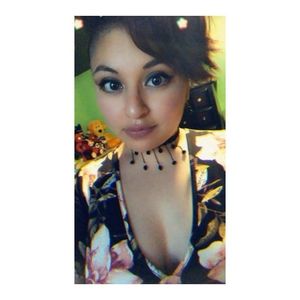 Meet your Posher, Karina